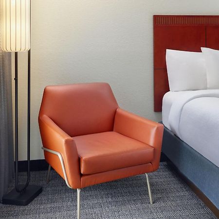 Courtyard By Marriott Charlottesville Exterior photo