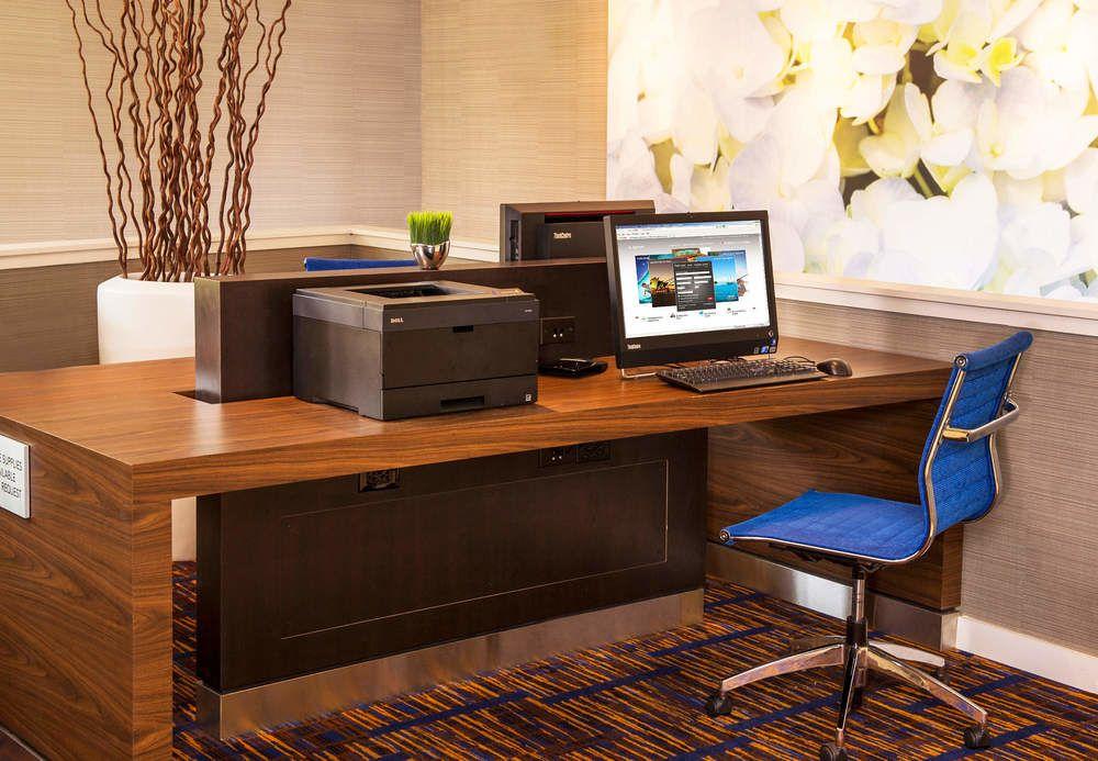 Courtyard By Marriott Charlottesville Exterior photo